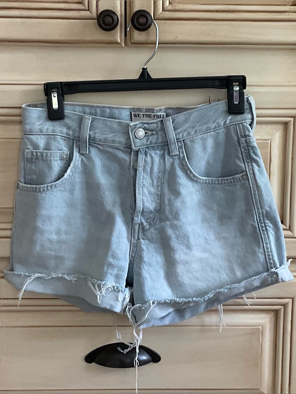 We The Free Frayed Denim Ivy Mid Rise Short